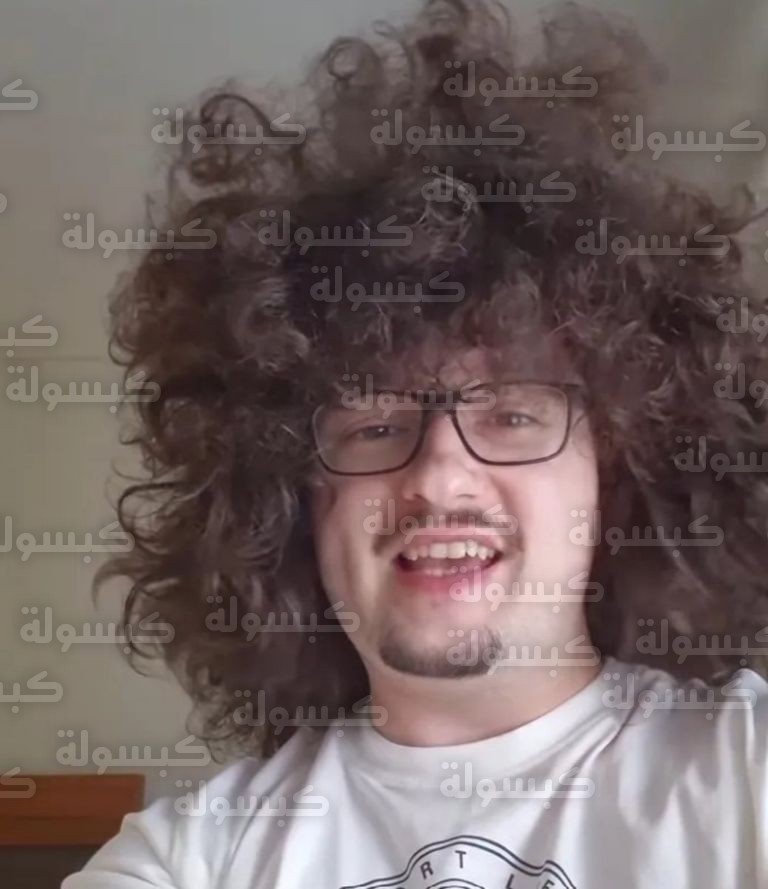 فرانك إيليت مشجع مانشستر يونايتد الشهير 2026