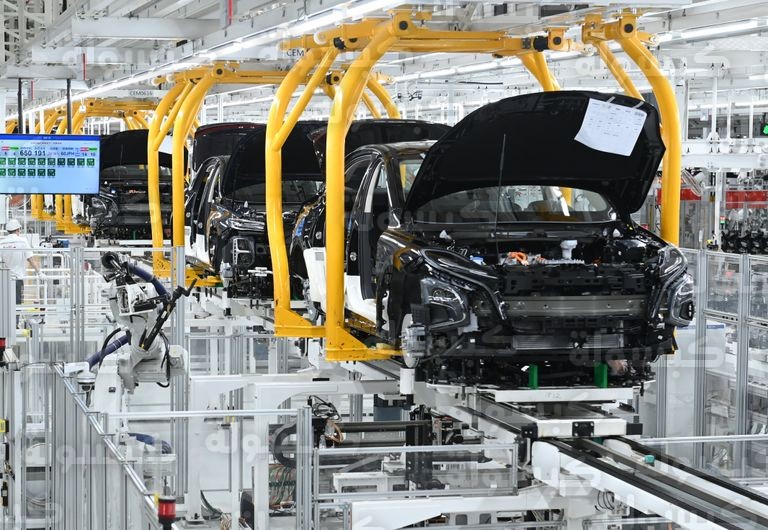 المنافسة الصينية الأمريكية في قطاع السيارات