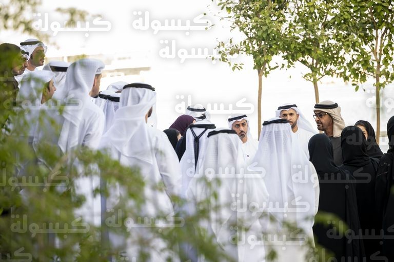 صورة جماعية لخريجي برنامج قادة الصف الثاني