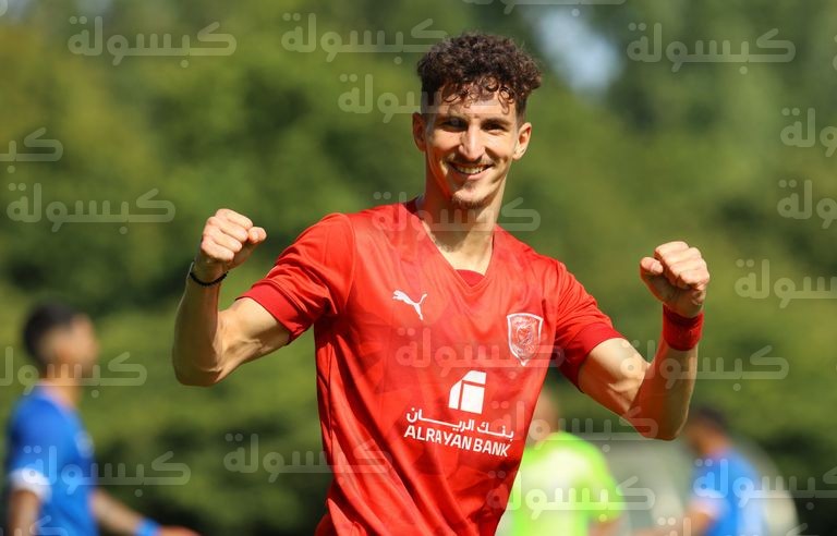 الموهبة الجزائرية عادل بولبينة