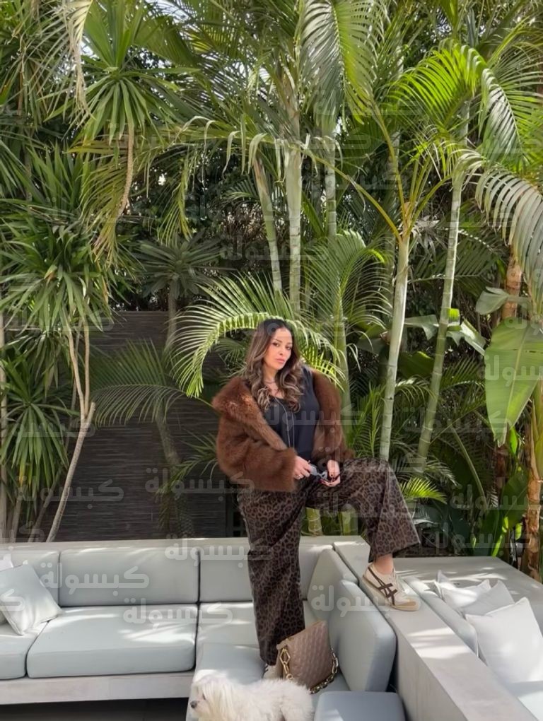 داليا البحيري بملامح شبابية في أحدث جلسة تصوير