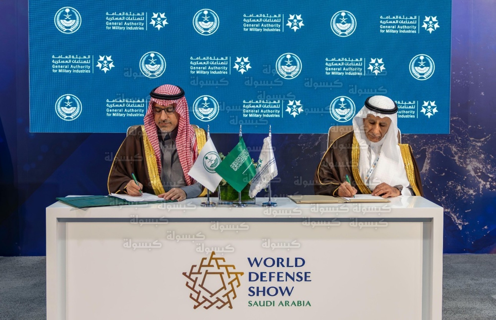 توقيع اتفاقيات وزارة الداخلية