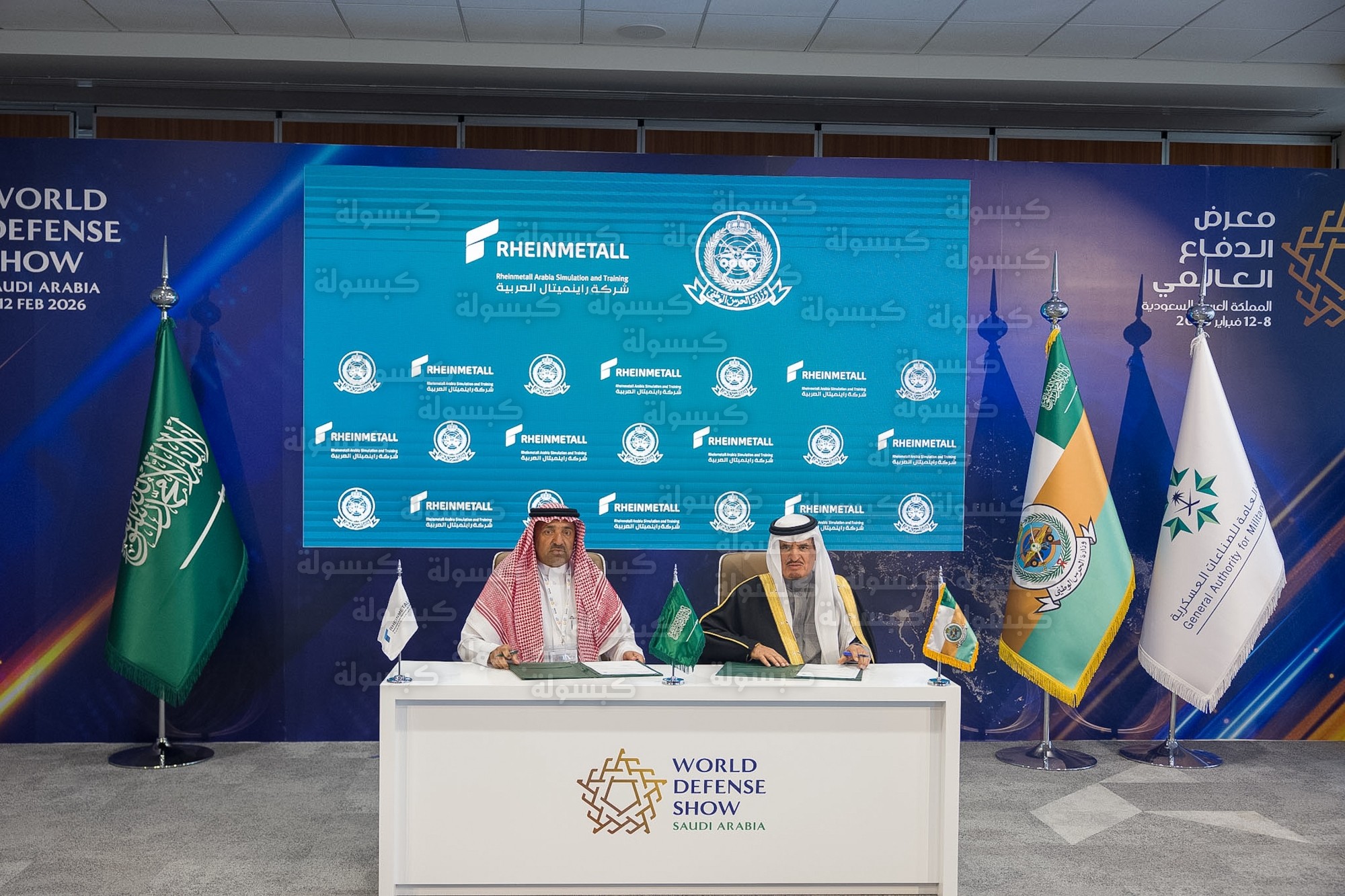 وقَّع العقود نائب وزير الحرس الوطني د، ناصر الداود