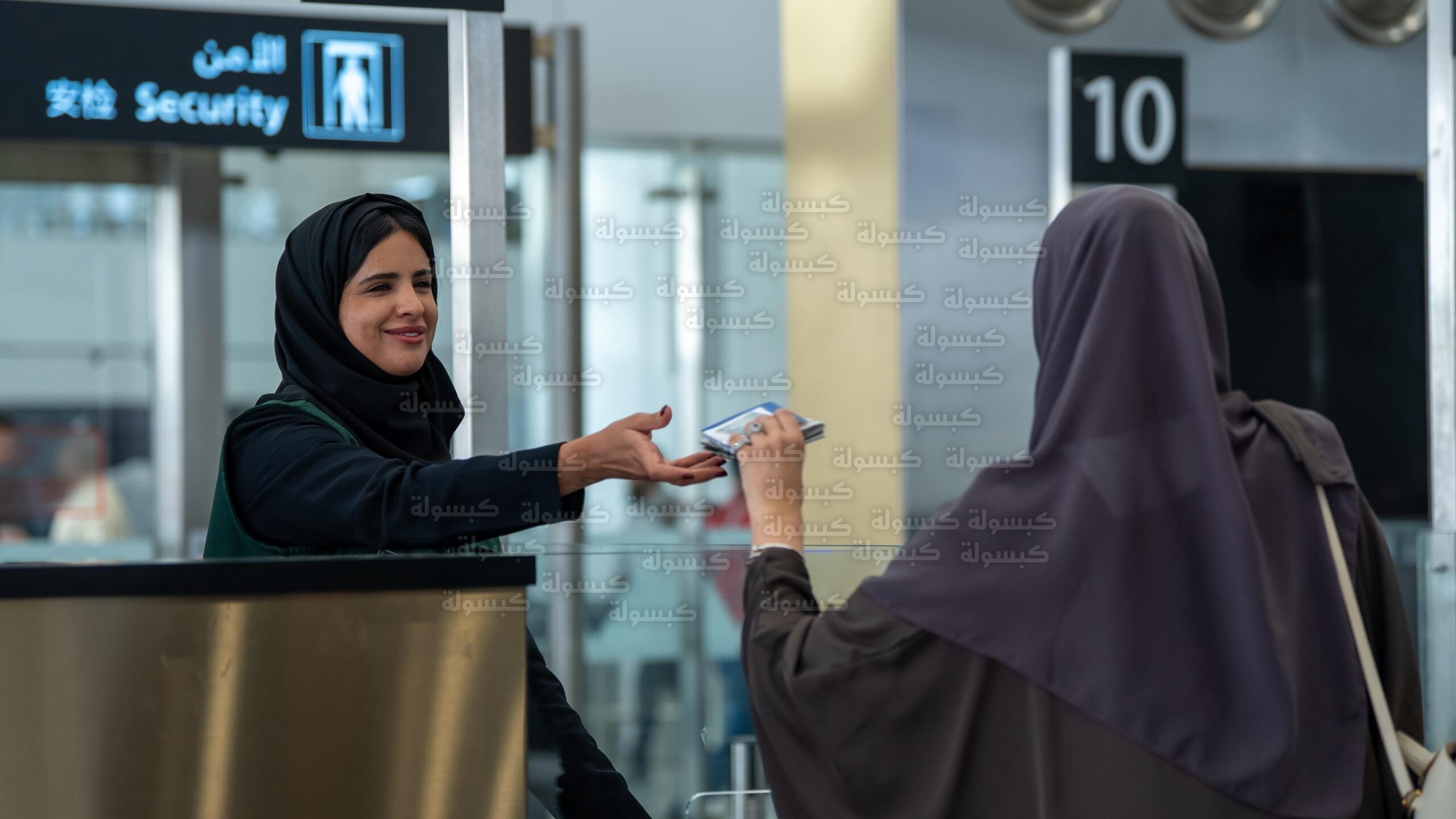 مشاركة المرأة السعودية في العمل الأمني بمعرض الدفاع