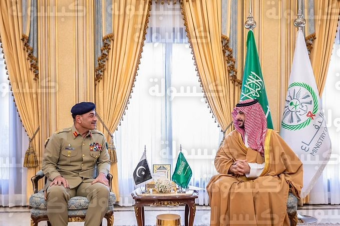 لقاء وزير الدفاع وقائد الجيش الباكستاني في الرياض 2026