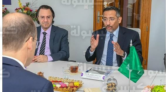 وزير الصناعة السعودي يبحث توطين الأدوية في فرنسا