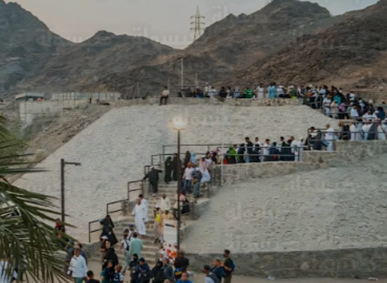 تجربة رقمية تحاكي غار حراء.. حي حراء الثقافي يفتح أبوابه لزوار مكة بأحدث تقنيات الهولوجرام والواقع المعزز